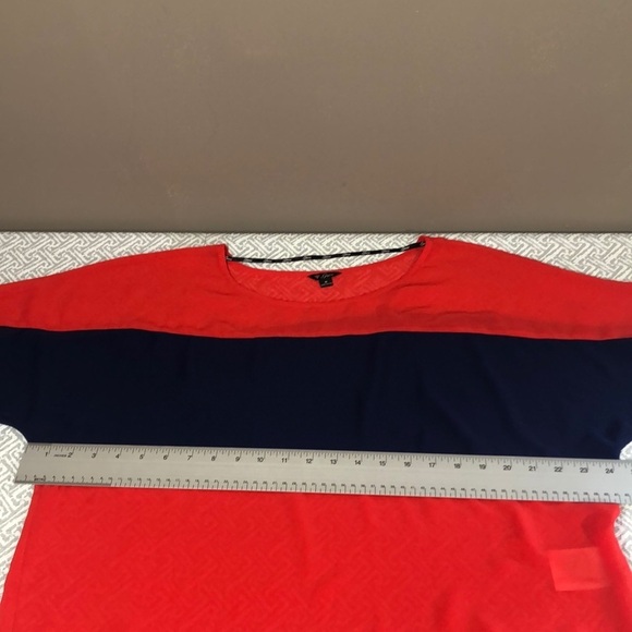 Guess Sheer Round Neck Blouse Medium - Picture 7 of 7